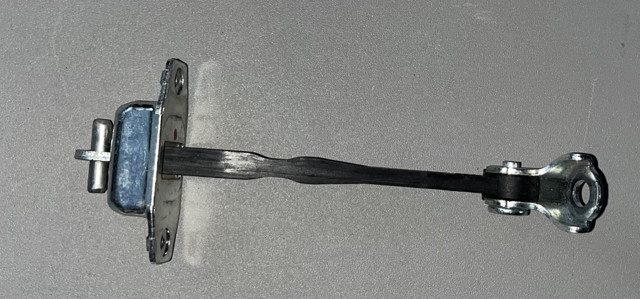 8181054P00000 Suzuki