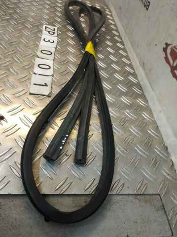 Listwa ochronna szyby przedniej Renault Master 2 HD, FD