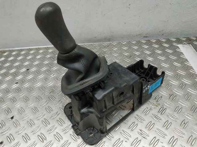 Mechanizm zmiany biegów (cięgno) 8200779125 RENAULT