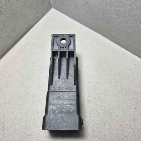 8200798585 Renault (RVI)