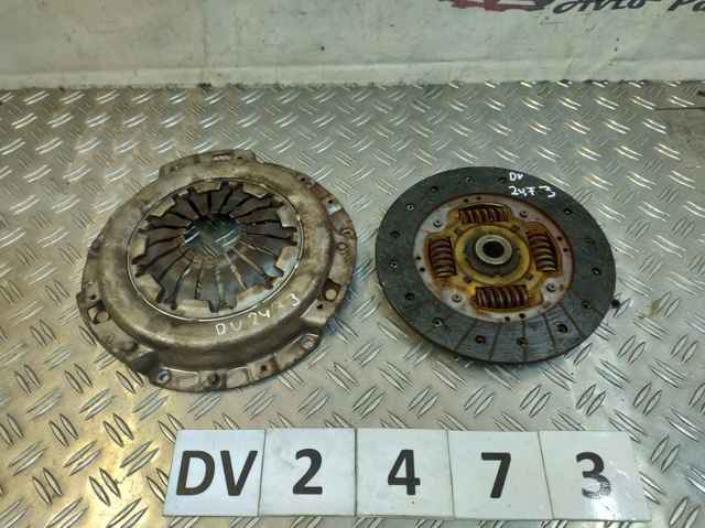 Zestaw sprzęgła (3 części) 826422 VALEO