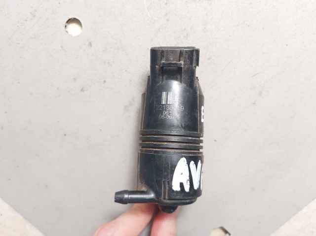 Pompka spryskiwacza szyby przedniej 8533006031 TOYOTA