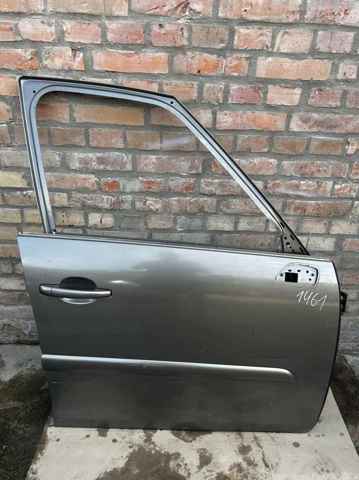 Drzwi przednie prawe 9004Y0 PEUGEOT
