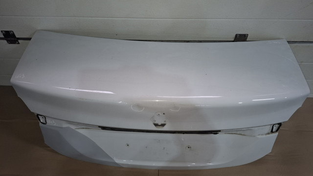 Klapa bagażnika Renault LOGAN 2 L52