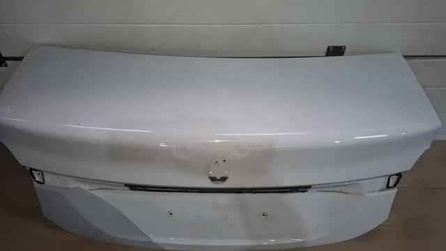 Klapa bagażnika Renault LOGAN 2 L52