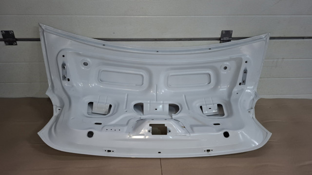 Klapa bagażnika Renault LOGAN 2 L52