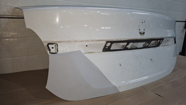 Klapa bagażnika Renault LOGAN 2 L52