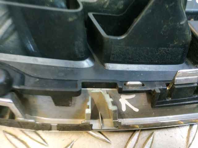 Atrapa chłodnicy Subaru Impreza 3 GH