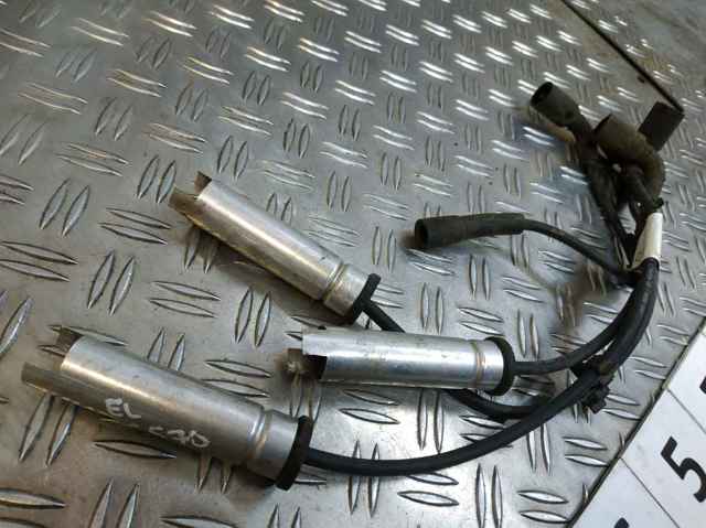 Zestaw przewodów wysokiego napięcia 96305387 GM