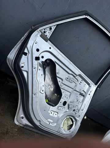 Drzwi tylne lewe Chevrolet Lacetti J200