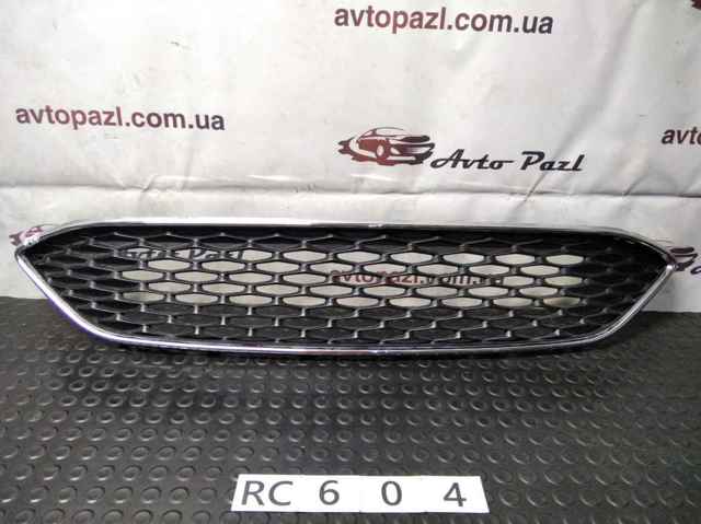 Atrapa chłodnicy F1EB8200A FORD