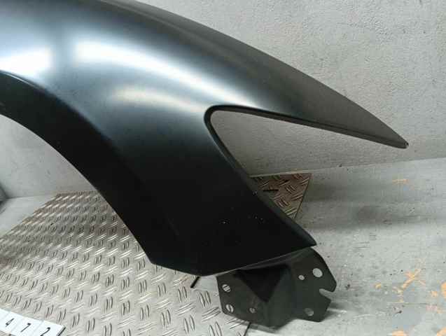 Błotnik przedni prawy GHP952111A MAZDA