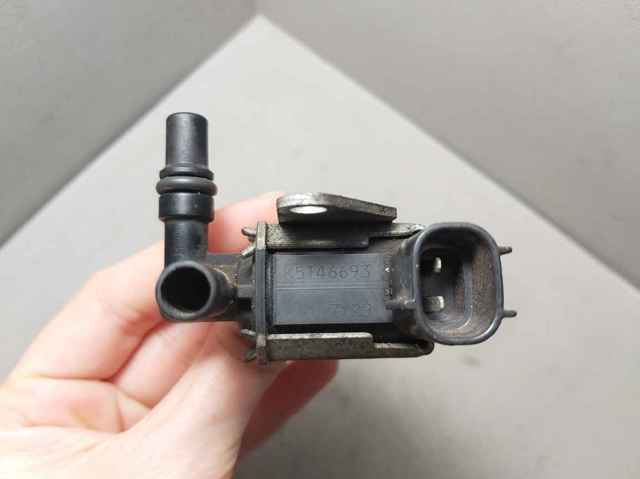 Zawór pochłaniacza oparów paliwa Mitsubishi Lancer 10 CY_A, CZ_A