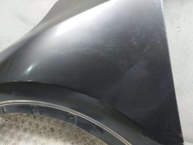 KB7W52211 Mazda