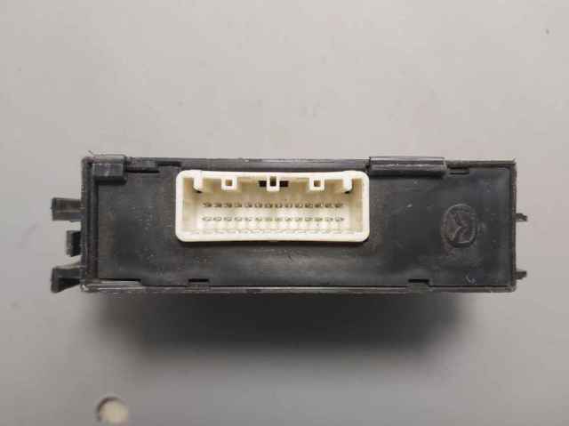 KD45675U0 Mazda