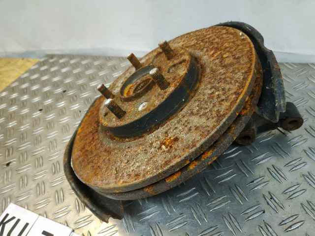 Czop (zwrotnica) przedni prawy L20633020 MAZDA