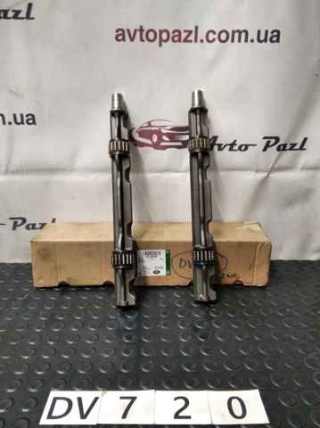 Wałek wyrównoważający LR139266 LAND ROVER