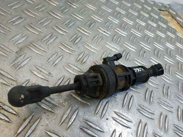 MN100486 Mitsubishi
