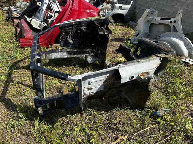 Osłona chłodnicy kompletna (panel mocowania reflektorów) Mitsubishi Outlander 1 CU