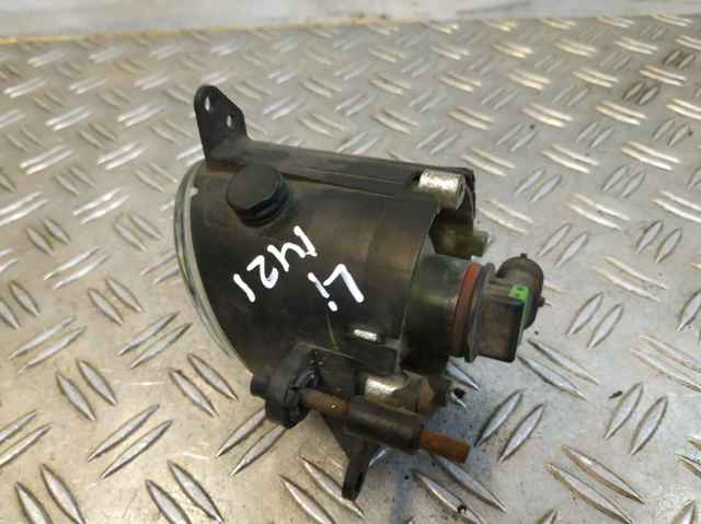 Lampa przeciwmgielna lewa MR957361 MITSUBISHI