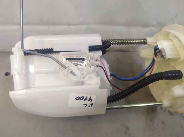 Moduł pompy paliwowej z czujnikiem poziomu paliwa Mazda CX-5 1 KE, GH