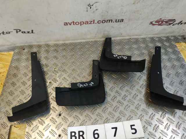 Chlapacze przednie+tylne, zestaw Toyota Corolla E18