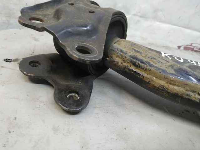 Wahacz zawieszenia przedniego dolny prawy TD1134300E MAZDA