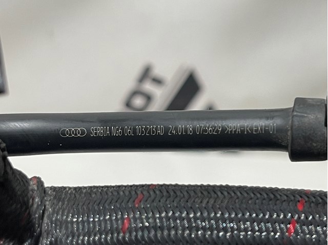 Króciec wentylacji kadłuba (separatora oleju) Audi Q5 FYB, FYG