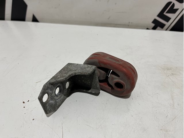 Poduszka mocowania tłumika Volkswagen Passat 3G2, CB2