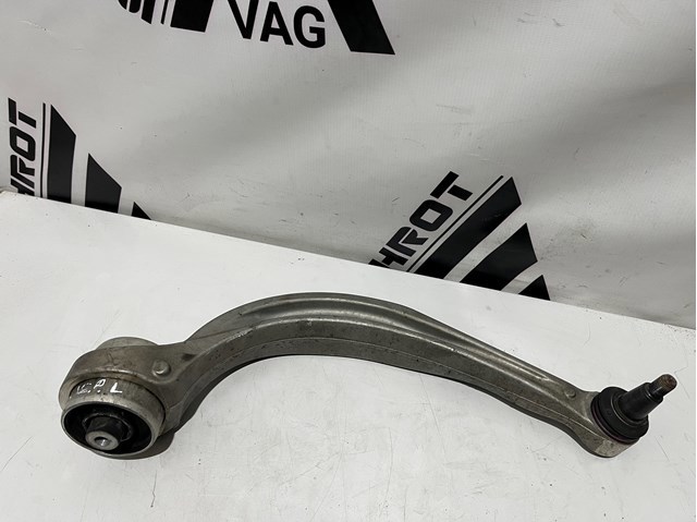 4M0407695C VAG