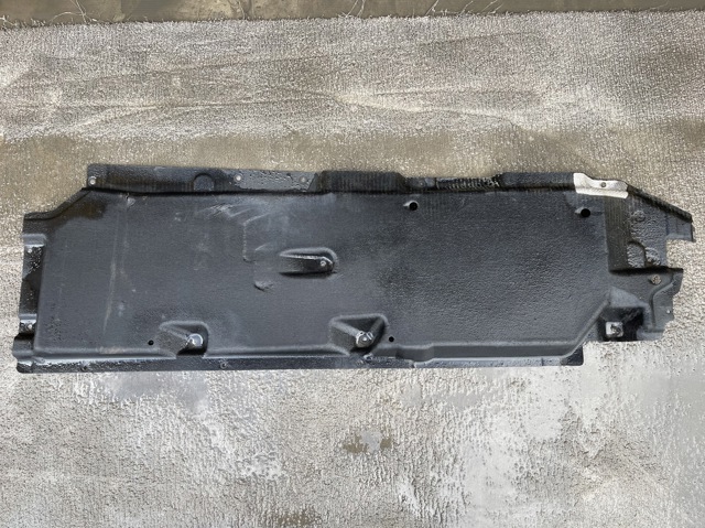 4M0825205L VAG