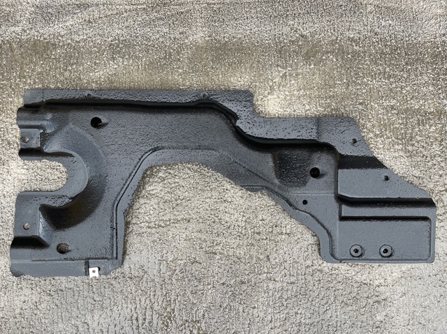 4M0825213J VAG