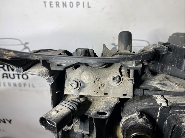 8V0823509 VAG