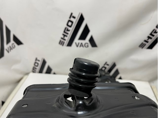 8W0803899 VAG