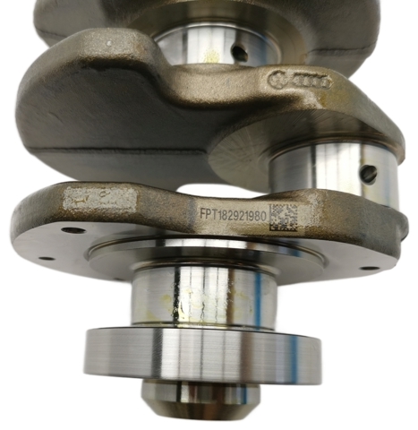 Wał korbowy silnika Audi 80 8C2