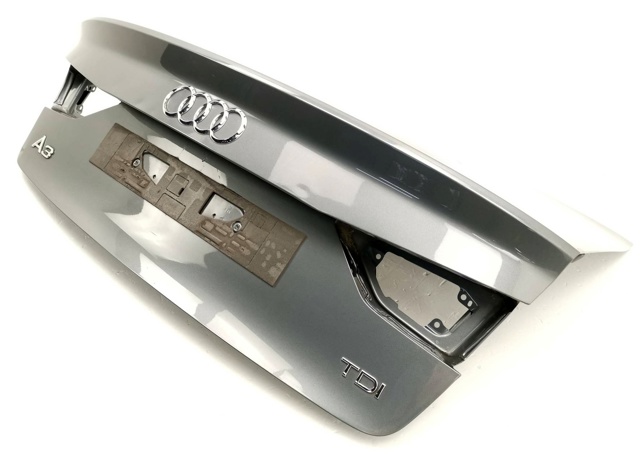 Klapa bagażnika Audi A3 8VS, 8VM