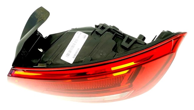 Lampa zespolona tylna prawa Audi A3 8VS, 8VM