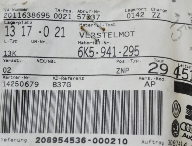 Korektor swiatel Seat Inca 6K9