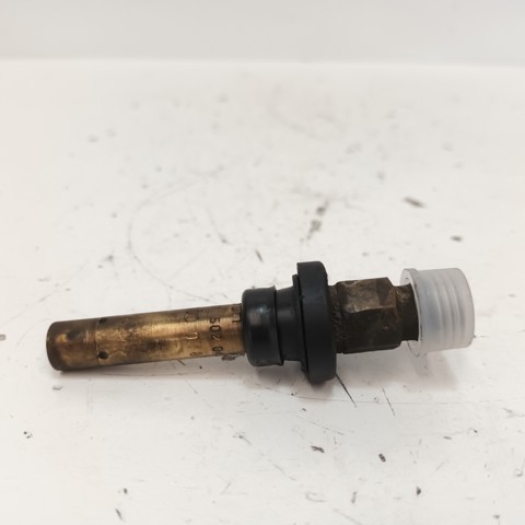 Wtryskiwacz paliwa 0000785623 MERCEDES