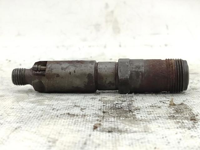 Wtryskiwacz paliwa 0000788523 MERCEDES