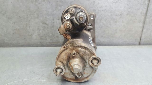 Rozrusznik 0001107047 RENAULT