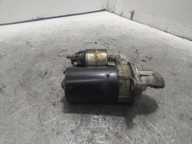 Rozrusznik 0001107424 BMW