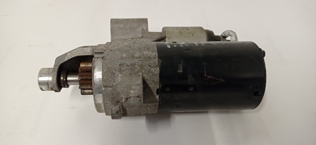 Rozrusznik 0001107450 VAG