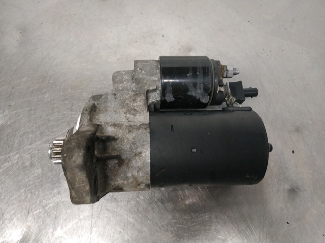 Rozrusznik 0001121006 VAG