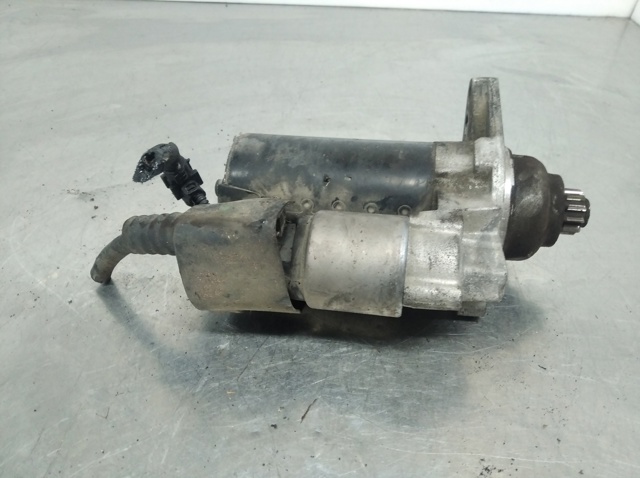 Rozrusznik 0001123012 VAG