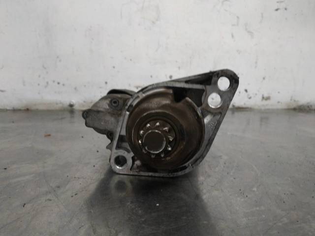 Rozrusznik 0001123012 VAG