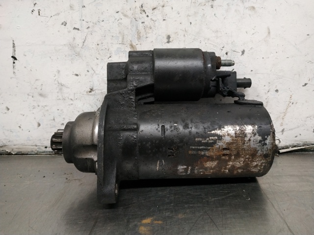 Rozrusznik 0001125012 VAG