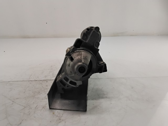 Rozrusznik 0001148010 BMW