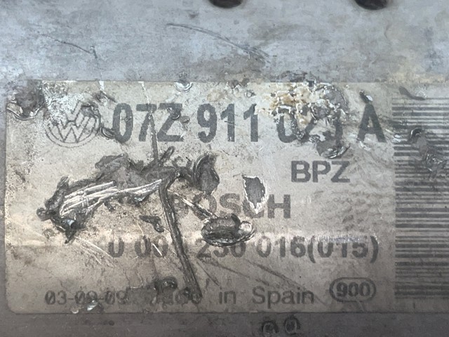 Rozrusznik 0001230016 VAG