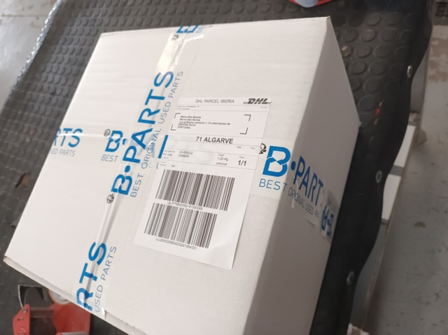 Wtryskiwacz paliwa 000130073SX VAG